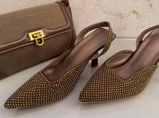 High quality ladies bag with matching sandals For
