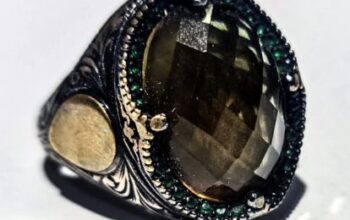 925 silver Jade stone ring For Sale