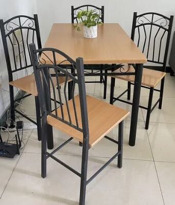 Table + 4 Chairs dining for sale