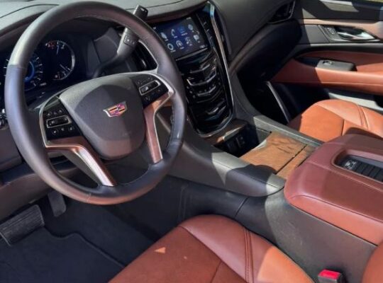 Cadillac Escalade XL full option 2018 Gcc