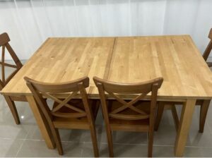 Dining table for sale