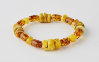 Mix light colors Amber bracelet For Sale