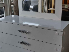 Dressing table for sale