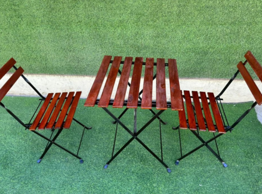 Folding Garden dining table and chairs