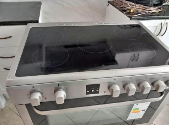 Hoover Electric stove new model for sale