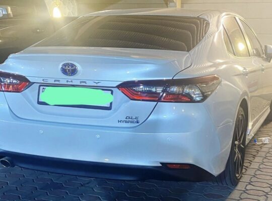 Toyota Camry Hybrid 2023 full option