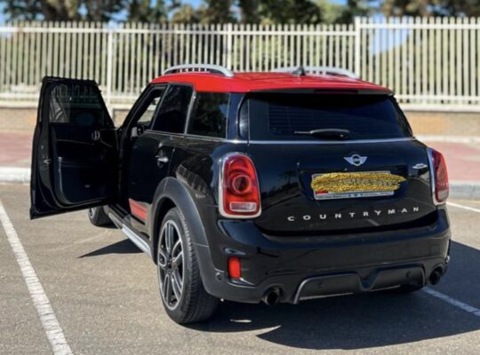 Mini Cooper S coupe 2018 Gcc for sale