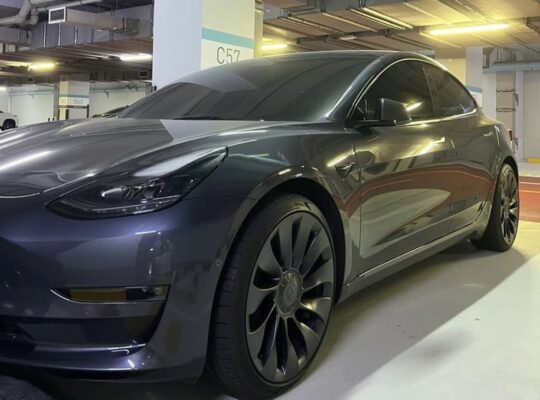 Tesla model 3 performance full option 2022 Gcc