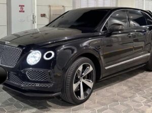 Bentley Bentayga 2017 Gcc fully loaded for sale