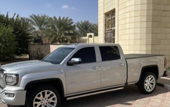 GMC Sierra Denali 2017 full option Gcc