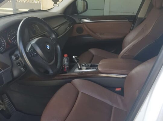 BMW X5 full option 2013 Gcc for sale