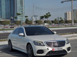 Mercedes S560 Gcc full option 2018 for sale