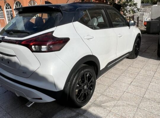 Nissan kicks SR 2021 USA imported