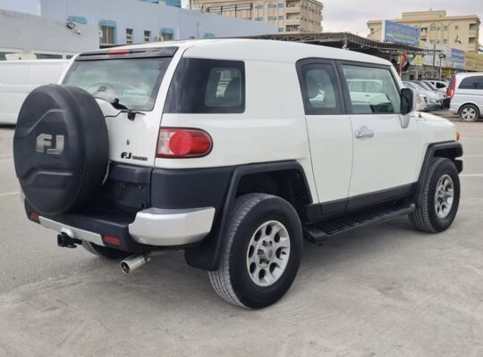 Toyota FJ 2008 Gcc in good condition