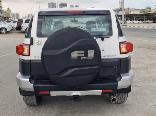 Toyota FJ 2008 Gcc in good condition