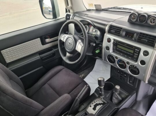 Toyota FJ 2008 Gcc in good condition