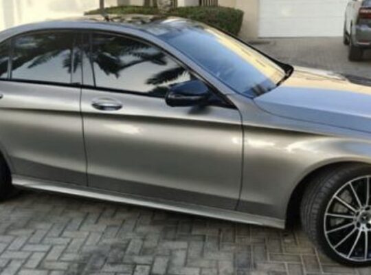 Mercedes C300 full option 2019 USA imported