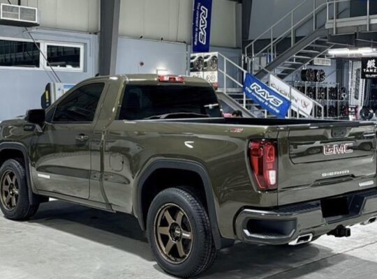 GMC Sierra Elevation Coupe 2023 fully loaded