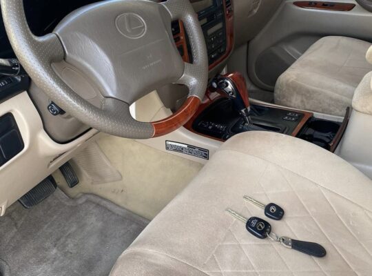 Lexus LX470 imported 2000 in good condition