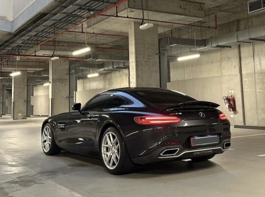 Mercedes GTs 2016 fully loaded in good condition