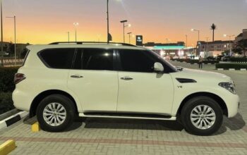 Nissan Patrol LE 2017 mid option for sale