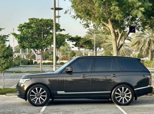 Range Rover Vogue 2014 Gcc for sale