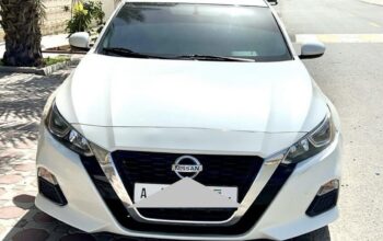 Nissan Altima 2019 mid option Gcc for sale