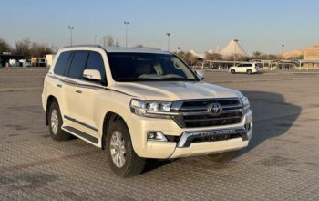 Toyota Land Cruiser VXR 5.7 Gcc 2021