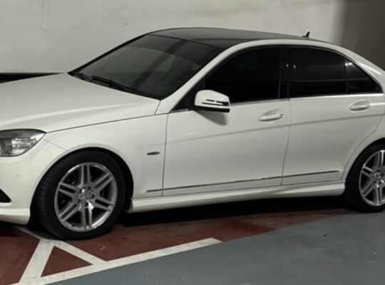 Mercedes C250 Gcc 2009 in good condition