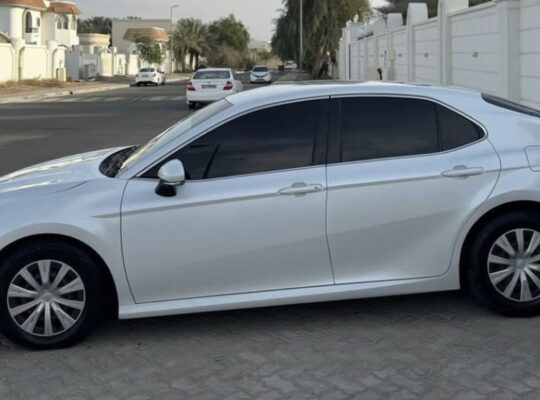 Toyota Camry 2018 Gcc base option for sale