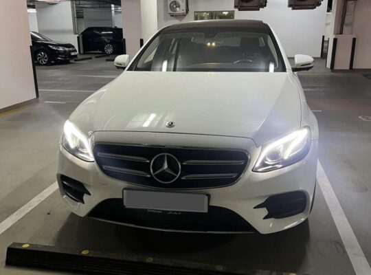 Mercedes E300 AMG full option 2019 for sale