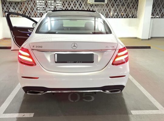 Mercedes E300 AMG full option 2019 for sale