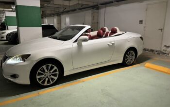 Lexus is300 coupe convertible 2012 Gcc for sale