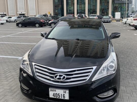 Hyundai Azera full option 2013 Gcc for sale