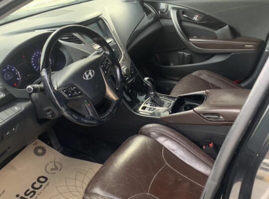 Hyundai Azera full option 2013 Gcc for sale
