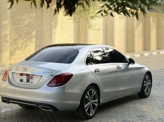 Mercedes C300 imported 2015 in good condition