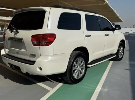 Toyota sequoia 2015 Gcc full option