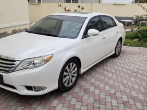 Toyota Avalon limited 2012 Gcc for sale