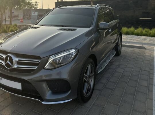 Mercedes GLE400 full option 2018 Gcc