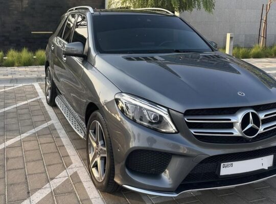 Mercedes GLE400 full option 2018 Gcc