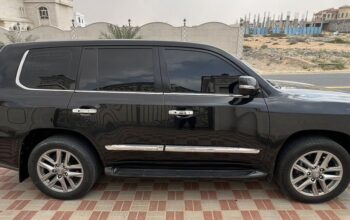 Lexus LX570 full option 2014 Gcc for sale