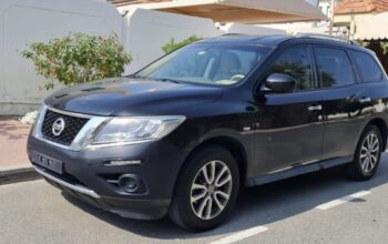 Nissan pathfinder full option Gcc 2015 for sale