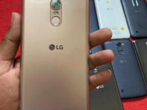 LG phone For Sale