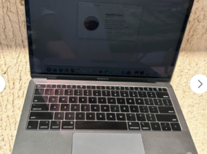 MacBook Air 2018 core i5 8gb 256 gb