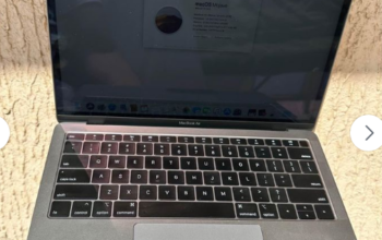 MacBook Air 2018 core i5 8gb 256 gb