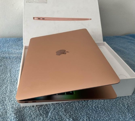 MacBook Air 2020 m1 with 8 gb ram For Sale