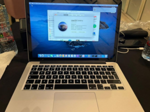 MacBook Pro 2015 Corei5 8GB 256GB SSD For Sale