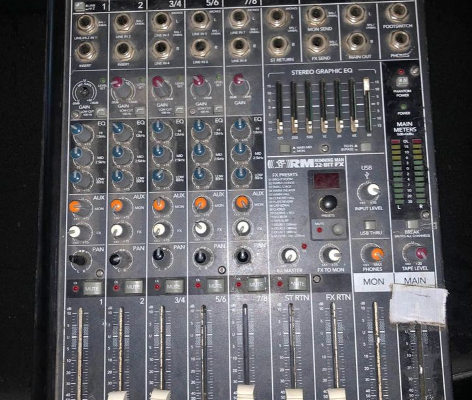 Audio Sound Mixer – Mackie Profx8 For Sale