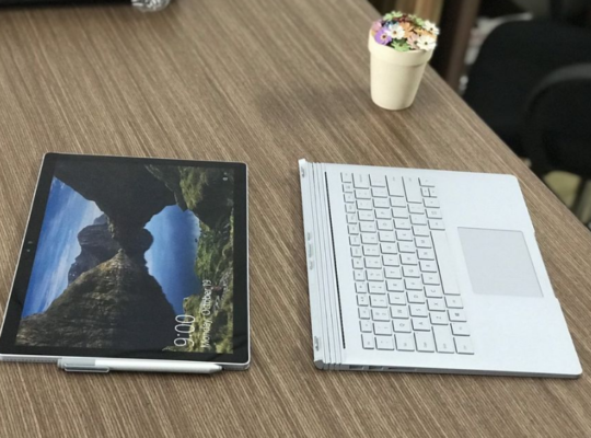 Microsoft Surface Book 2 in 1 (GTX 965) For Sale