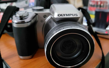 OLYMPUS STYLUS SP-820UZ FULL HD CAMARA FOR SALE